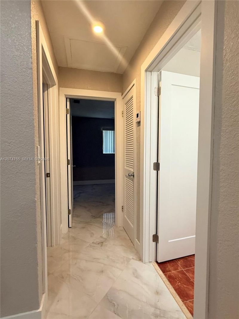 336 NW 53rd St, Unit 1, Miami, FL 33127 Photo