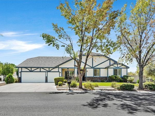 7222 Silver Charm Court, Las Vegas, NV 89131