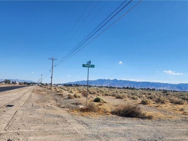 1621 E Deputy Street , Pahrump, NV 89048