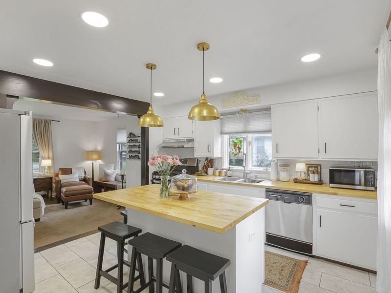 137 International Drive , Pataskala, OH 43062 Photo 15