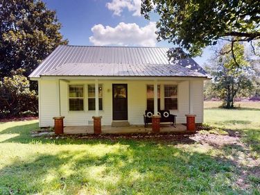 1715 Iuka Road, Grand Rivers, KY 42045