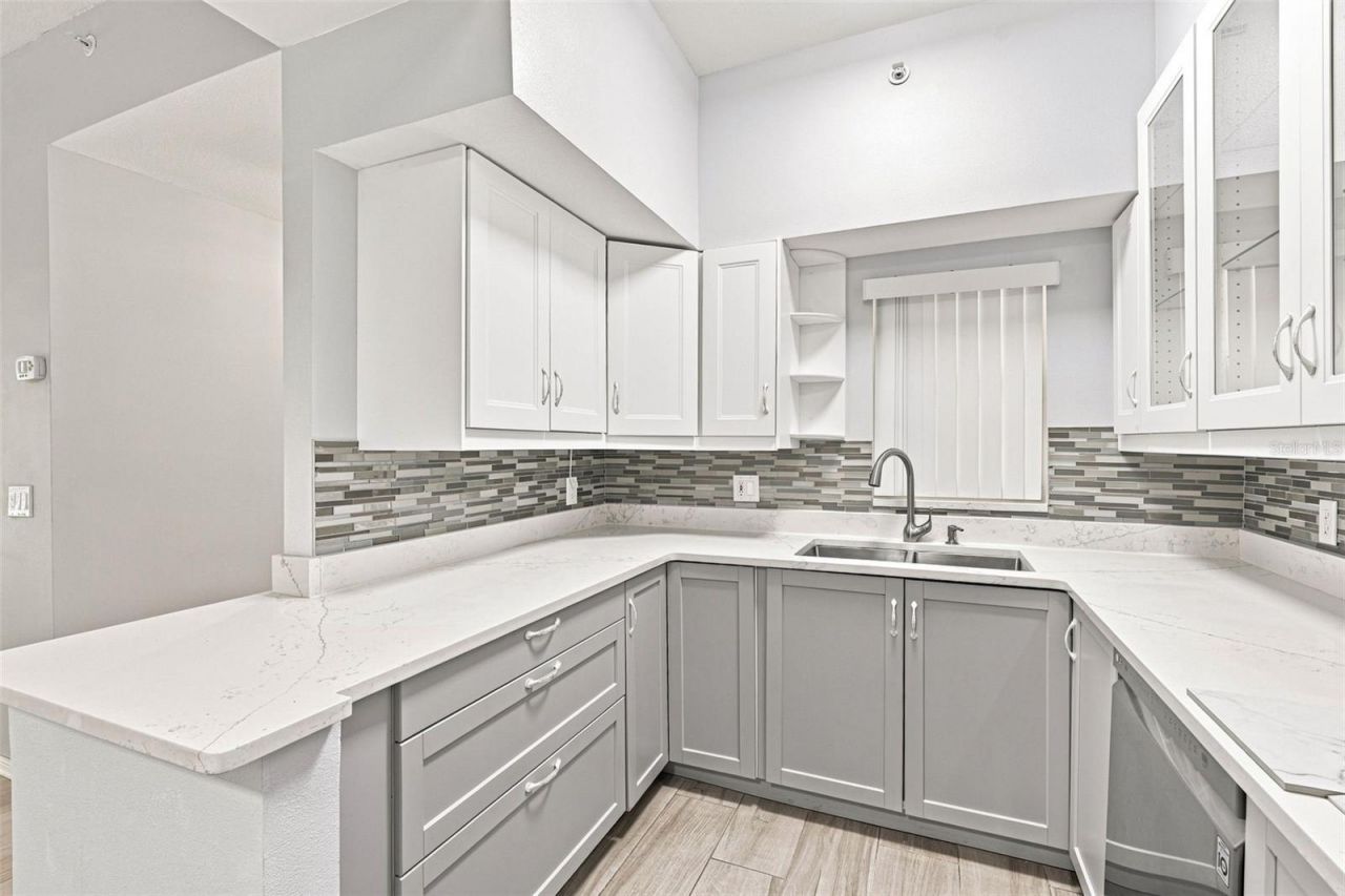 4264 Central Sarasota Parkway, Unit 117, Sarasota, FL 34238 Photo