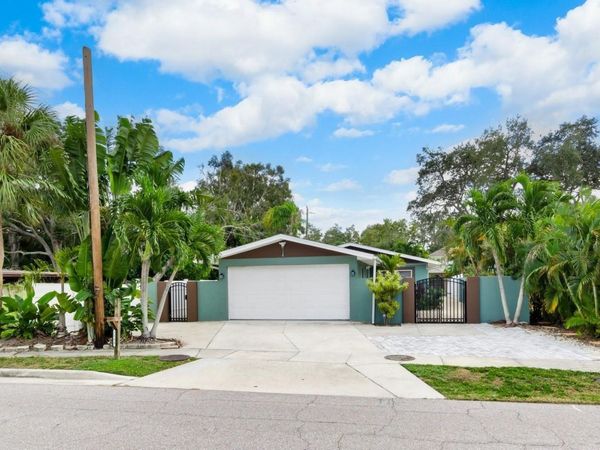 2598 WOOD STREET , SARASOTA, FL 34237