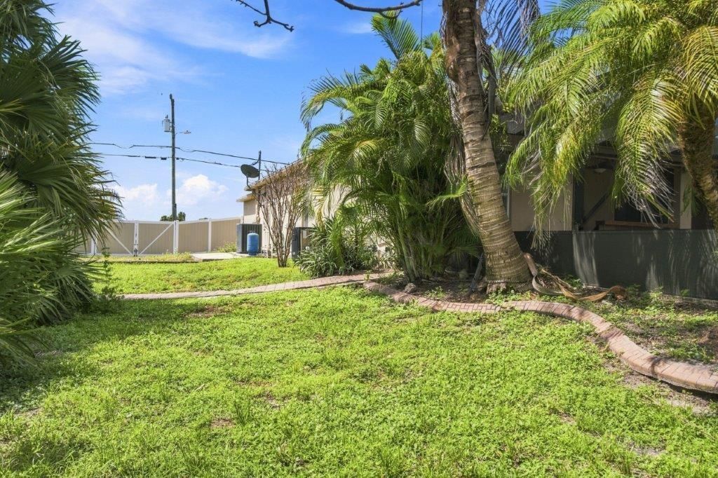 499 SW Millard Drive, Port Saint Lucie, FL 34953 Photo