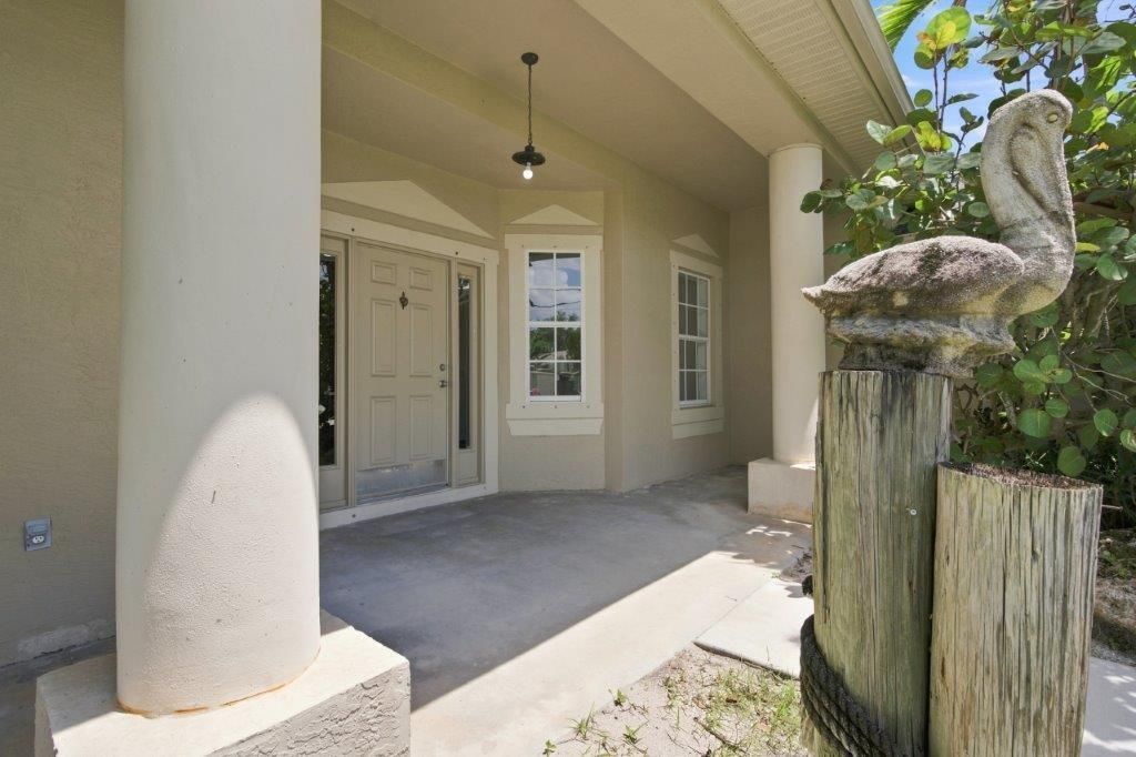 499 SW Millard Drive, Port Saint Lucie, FL 34953 Photo