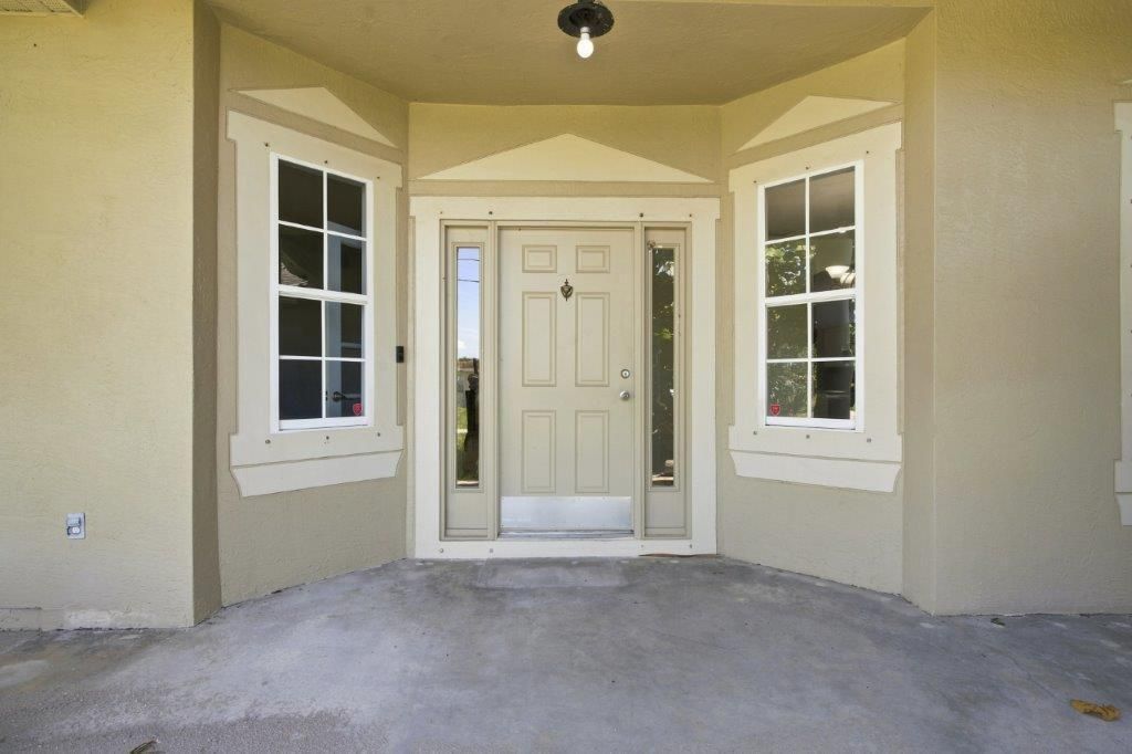 499 SW Millard Drive, Port Saint Lucie, FL 34953 Photo