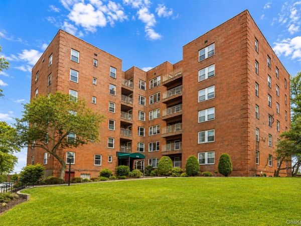 555 Broadway, Unit 1i, Hastings-on-Hudson, NY 10706