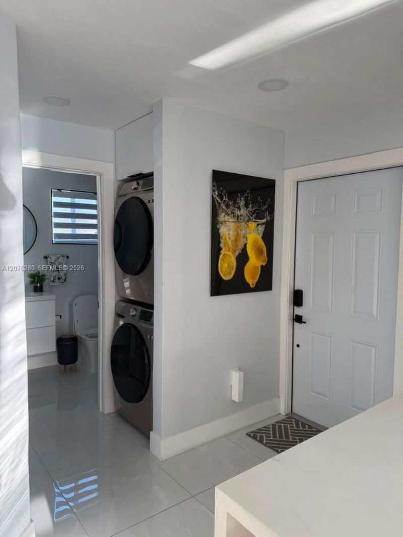 1180 NW 124th Pl, Unit 208, Miami, FL 33182 Photo