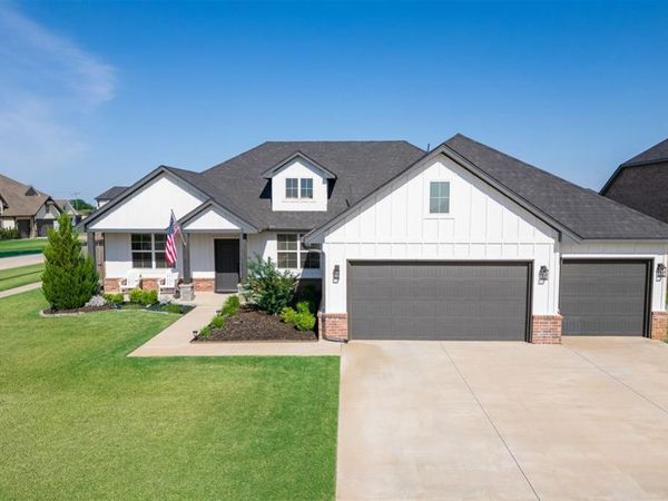 1514 Pineridge Circle, Piedmont, OK 73078