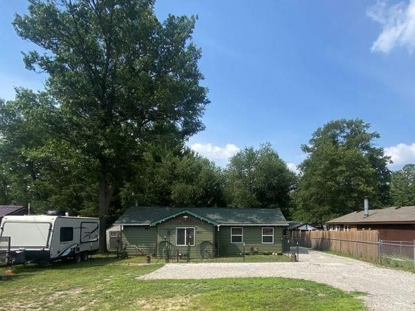 9097 Superior Avenue, St Helen, MI 48656