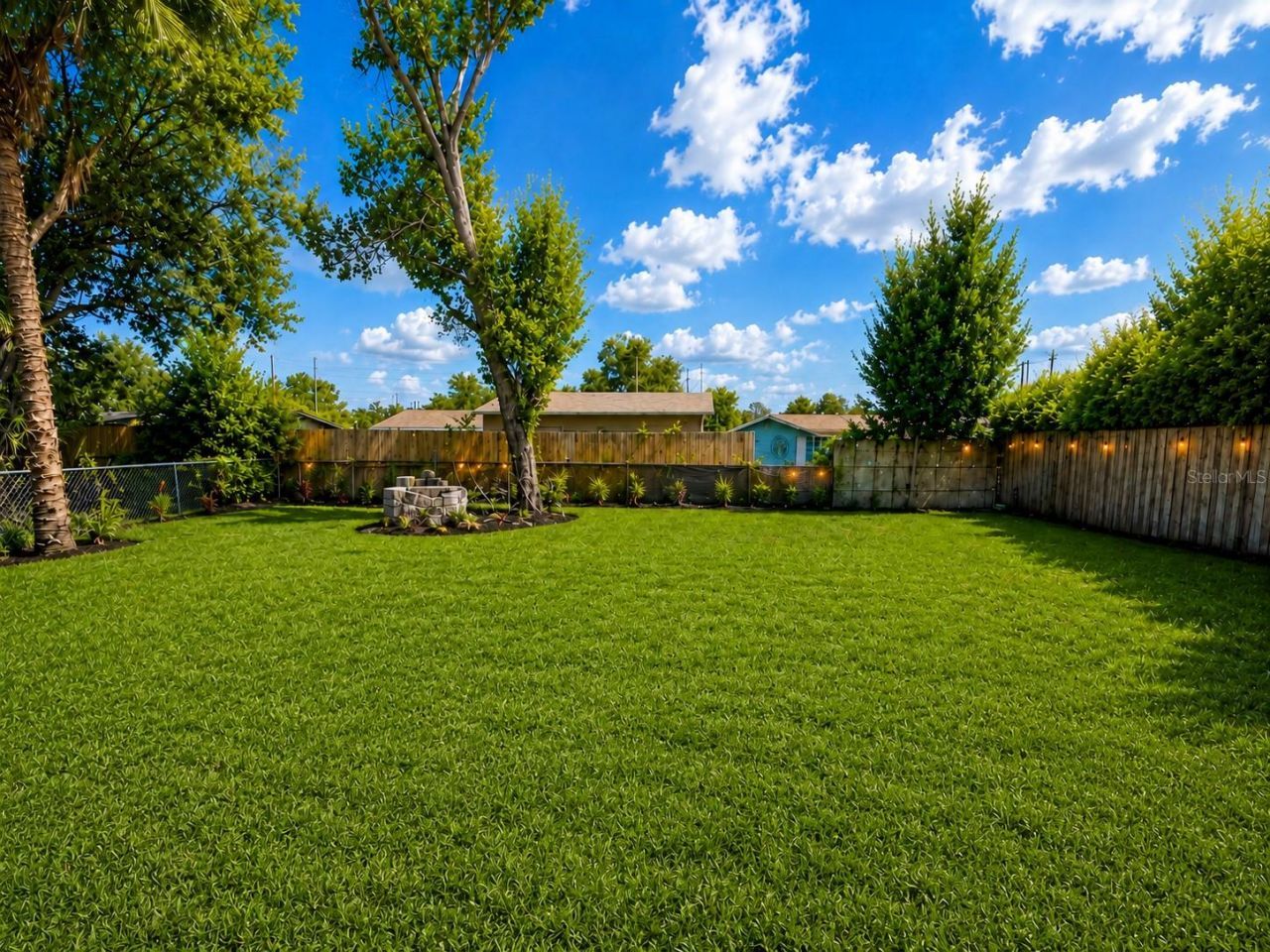 2318 E 111th Ave, Tampa, FL 33612 Photo