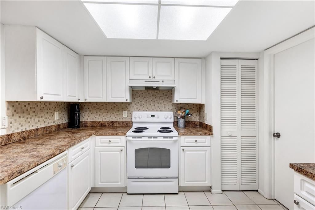 3140 Seasons Way , Unit 507, Estero, FL 33928 Photo