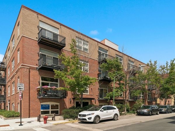 2806 N Oakley Avenue , Unit 408, Chicago, IL 60618