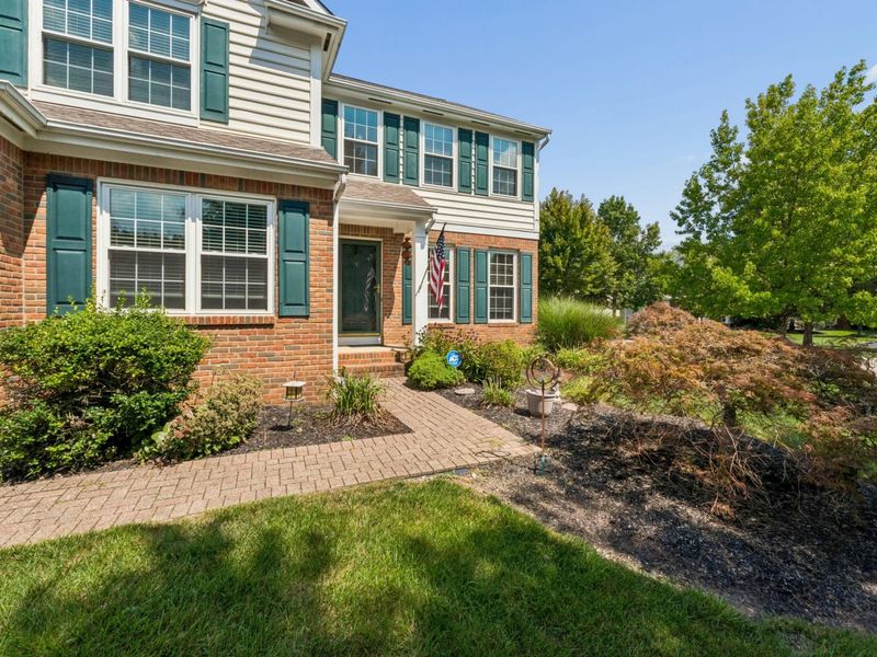 5235 Thornwood Drive, Westerville, OH 43082 Photo 3