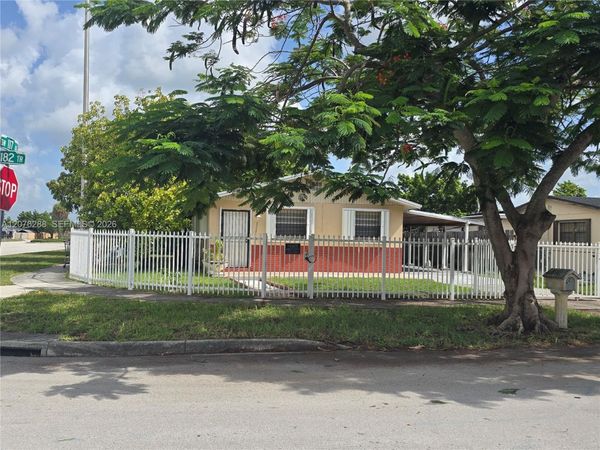 11631 SW 182nd Ter , Miami, FL 33157