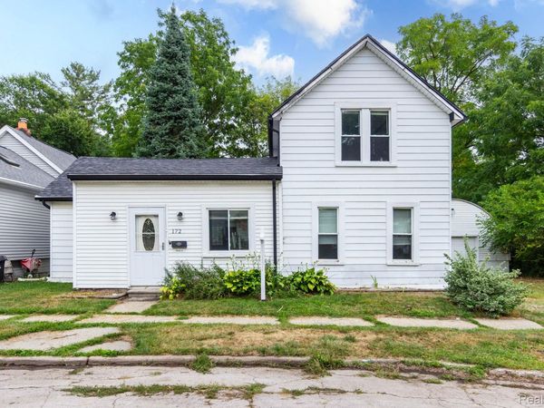 172 Higgins Street, Lapeer, Mi 48446