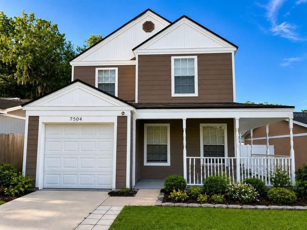 7504 GADSDEN DRIVE , TAMPA, FL 33637
