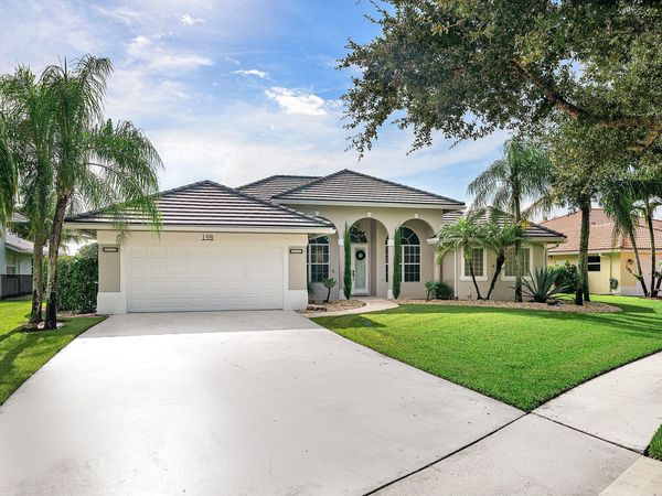 198 Cypress Trace, Royal Palm Beach, FL 33411