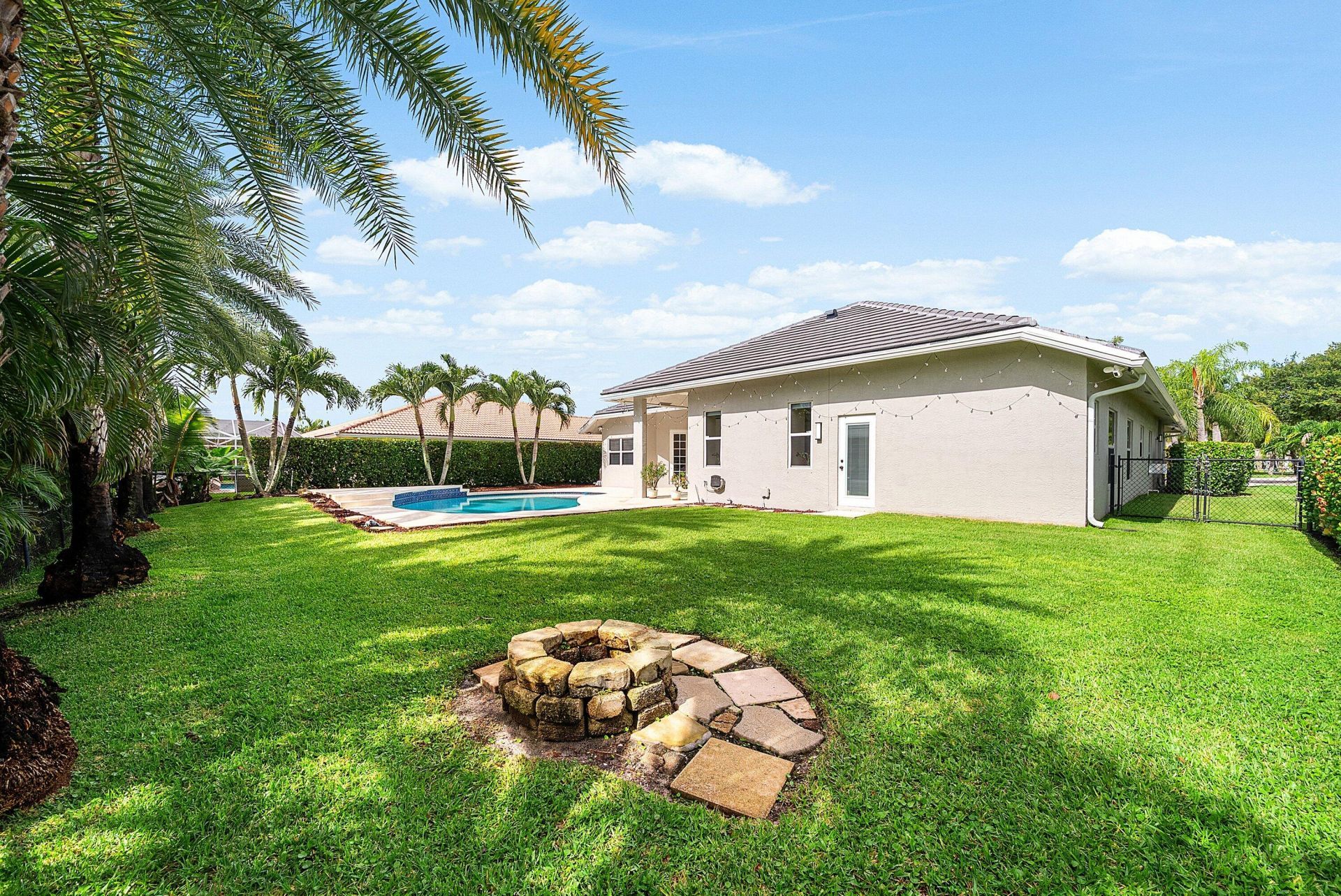 198 Cypress Trace, Royal Palm Beach, FL 33411 Photo