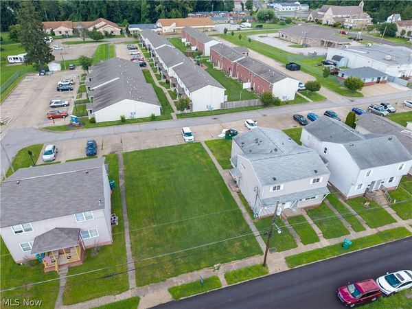 1107 24th Street , Parkersburg, WV 26101