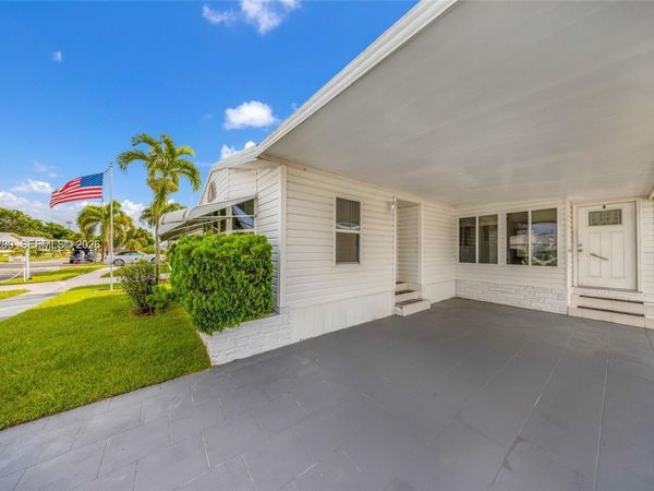 5298 NW 4th Ter , Unit 5298, Deerfield Beach, FL 33064