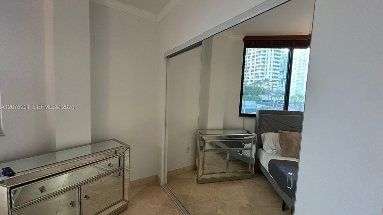 540 Brickell Key Dr, Unit 512, Miami, FL 33131 Photo