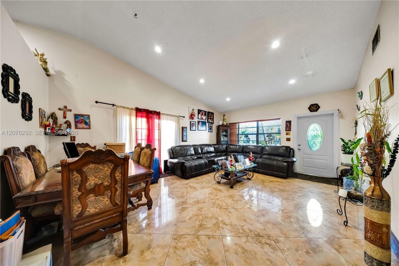 14526 SW 106th Ter , Miami, FL 33186 Photo