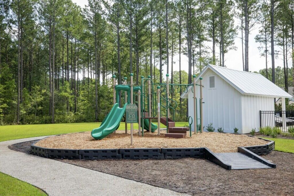 163 Marion Cove Drive Photo 12