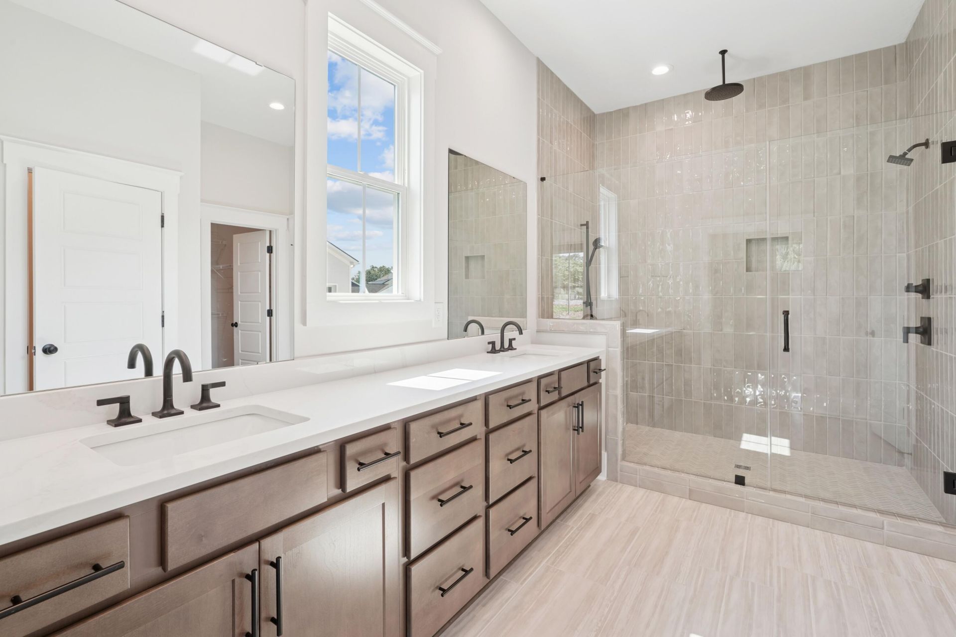 163 Marion Cove Drive Photo 4