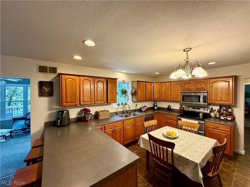 4735 Bentwood, New Waterford, OH 44445 Photo 14