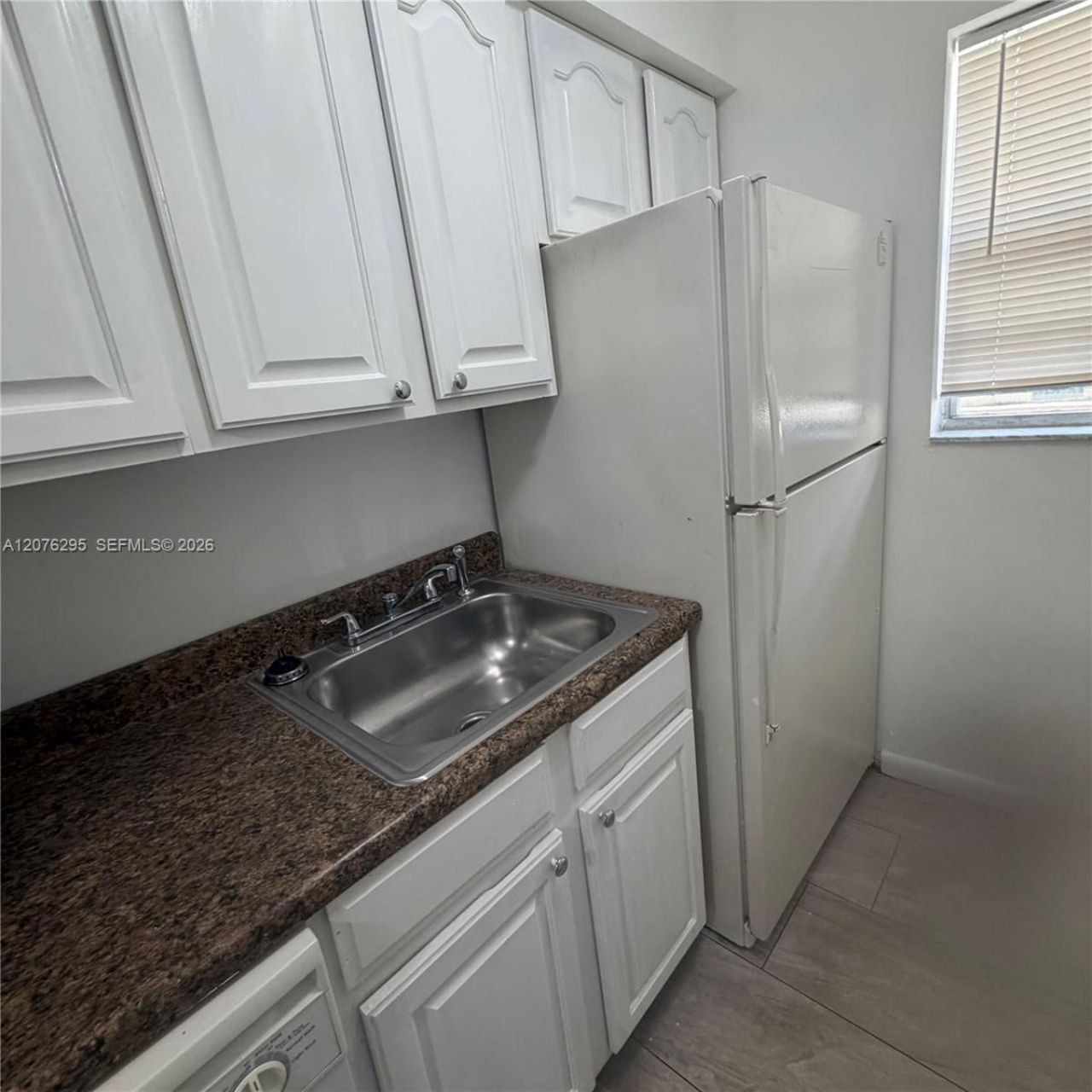10905 N Kendall Dr, Unit 410, Miami, FL 33176 Photo
