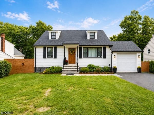 9 Frederick Pl, Hanover, NJ 07927