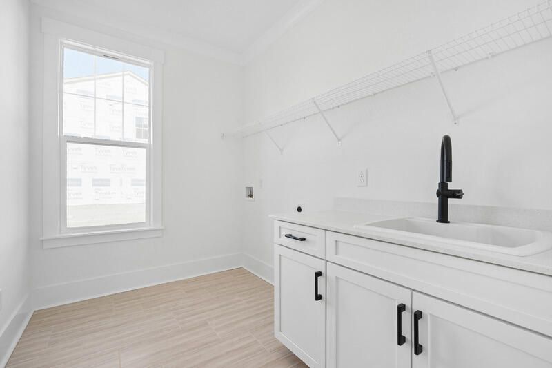 176 Marion Cove Drive Photo 7