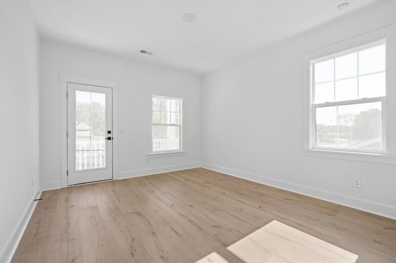 176 Marion Cove Drive Photo 8