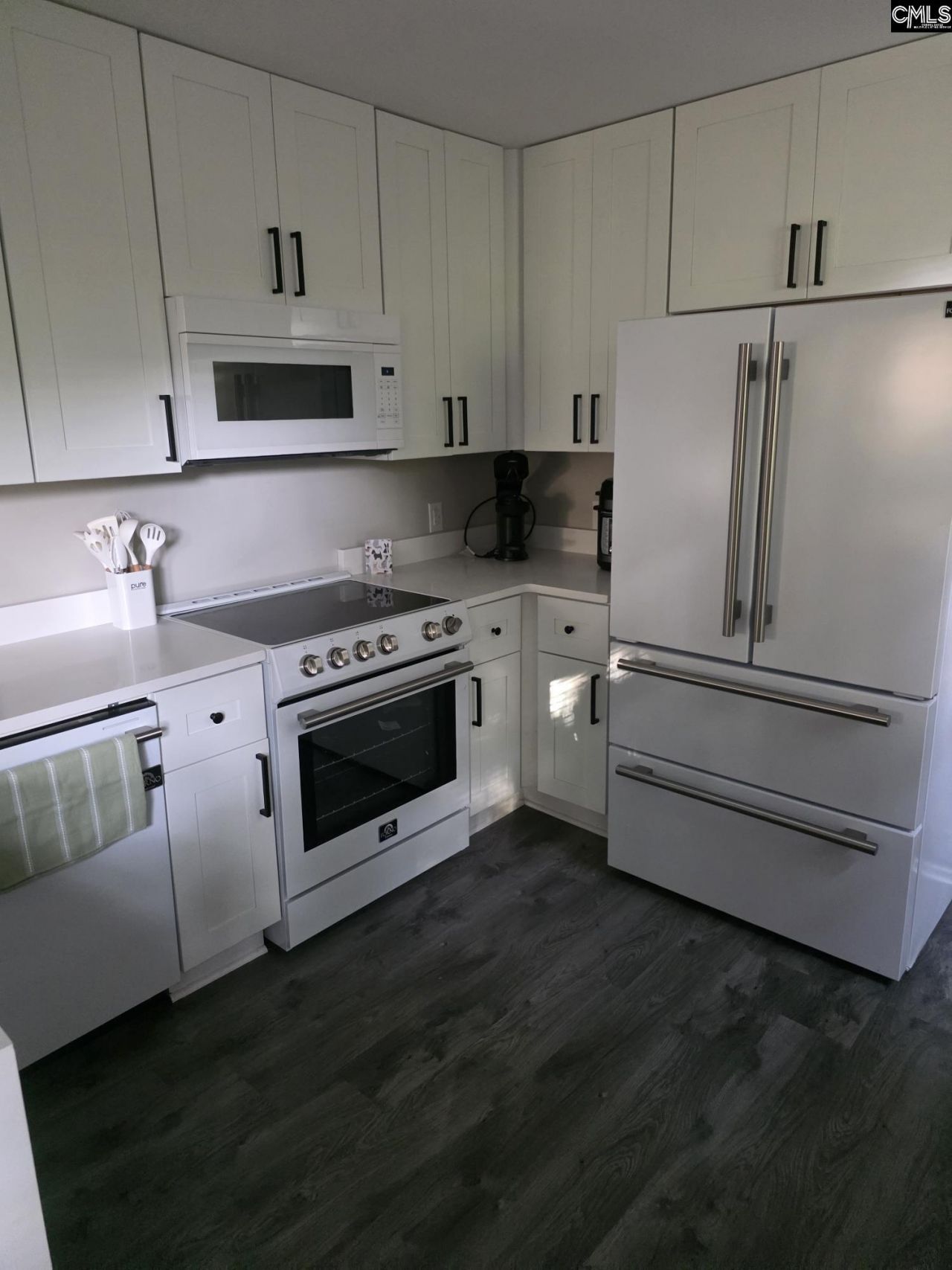 807 Misty Harbor Road  Photo 9