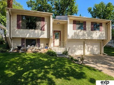 6311 S 143rd Street, Omaha, NE 68137