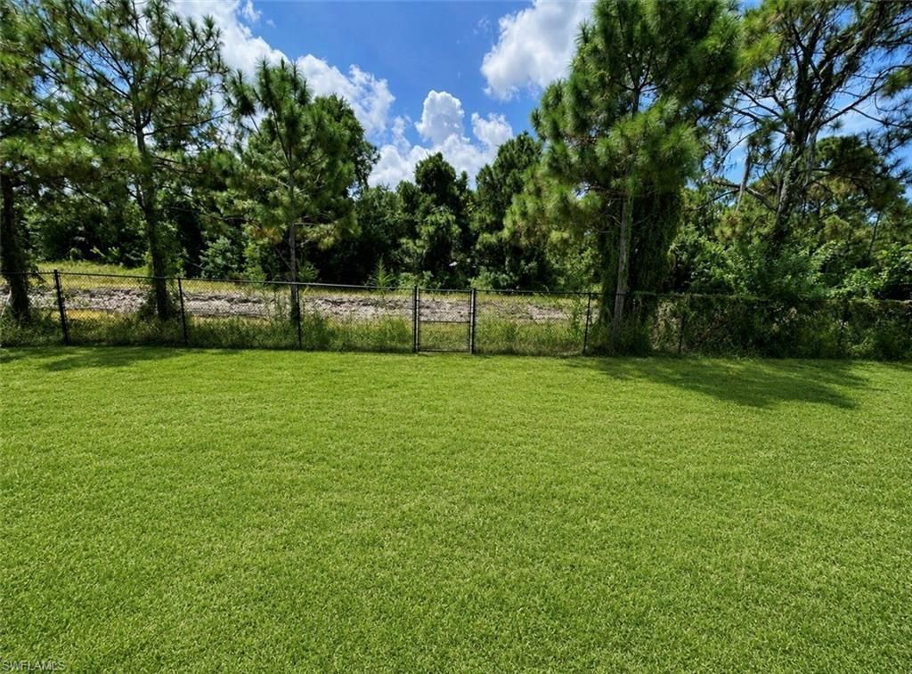 766 Chemstrand St E, Lehigh Acres, FL 33974 Photo