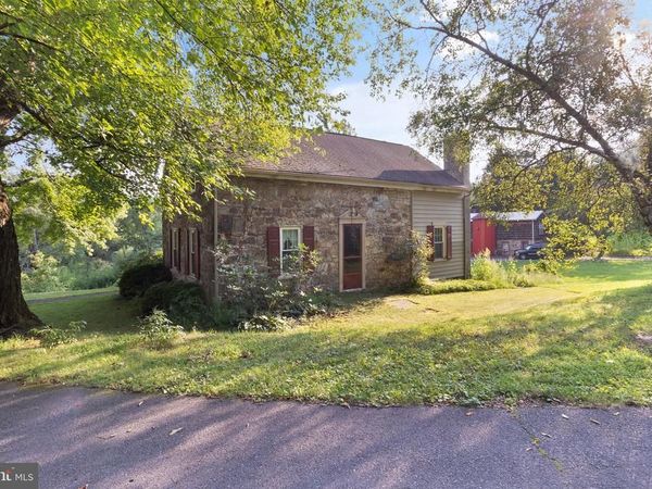 2155 MORGAN HILL ROAD, EASTON, PA 18042