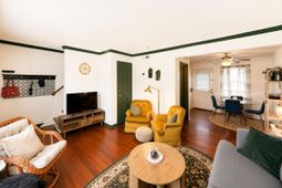 415 Parkdale Drive photo 4