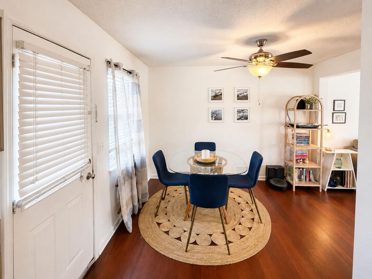 415 Parkdale Drive Photo 6
