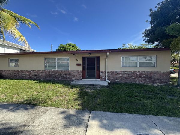 704 E HILLSBORO Boulevard, Deerfield Beach, FL 33441