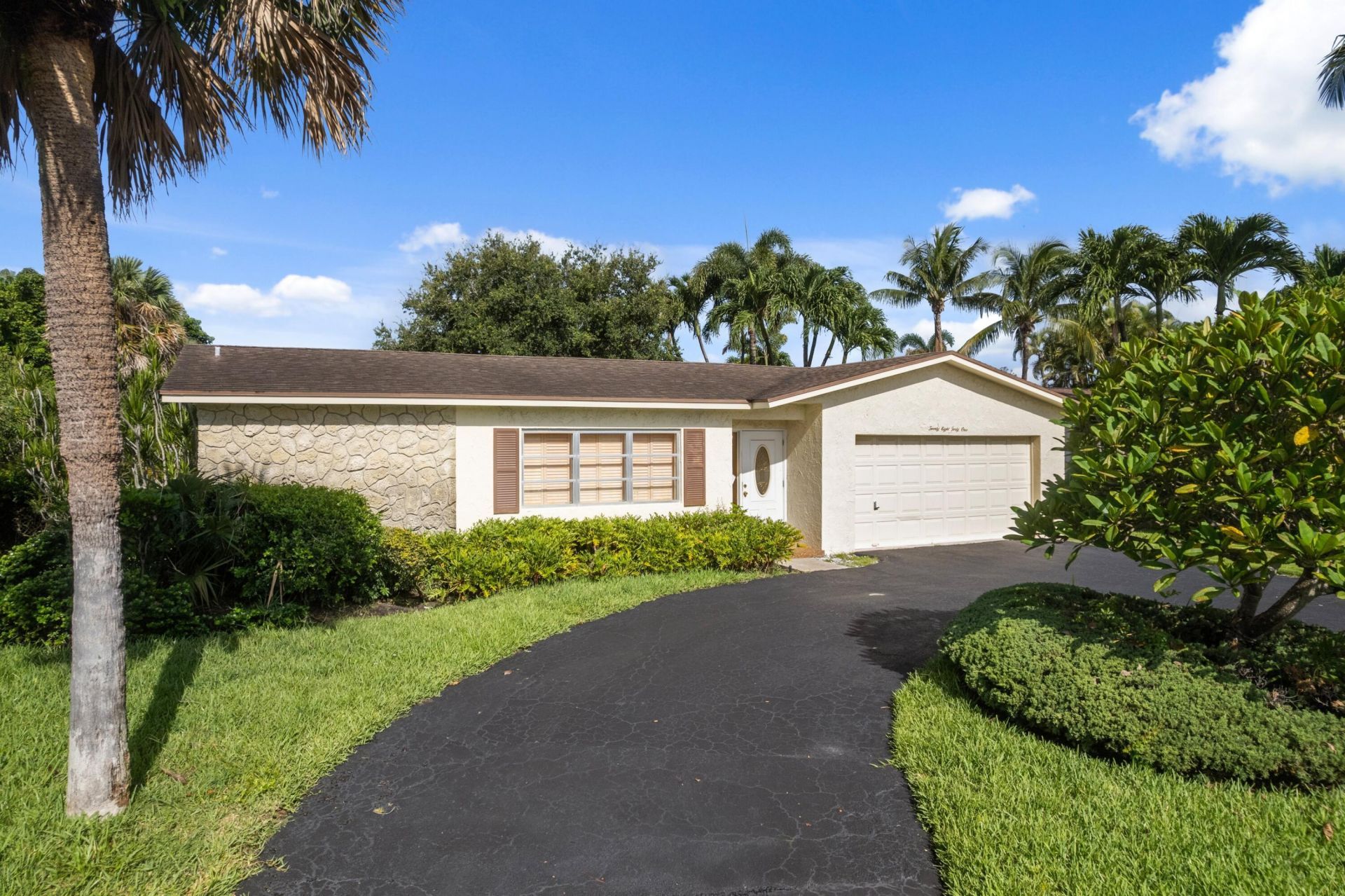 2841 SW 5th Street, Boynton Beach, FL 33435 Photo