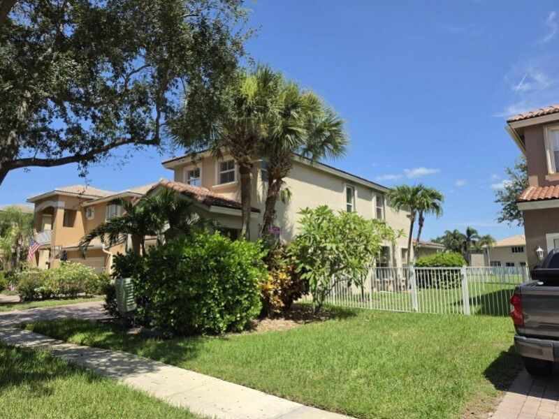 5292 Sancerre Circle, Lake Worth, FL 33463 Photo