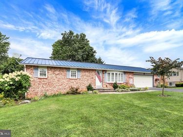 545 BOXWOOD LANE, CARLISLE, PA 17015