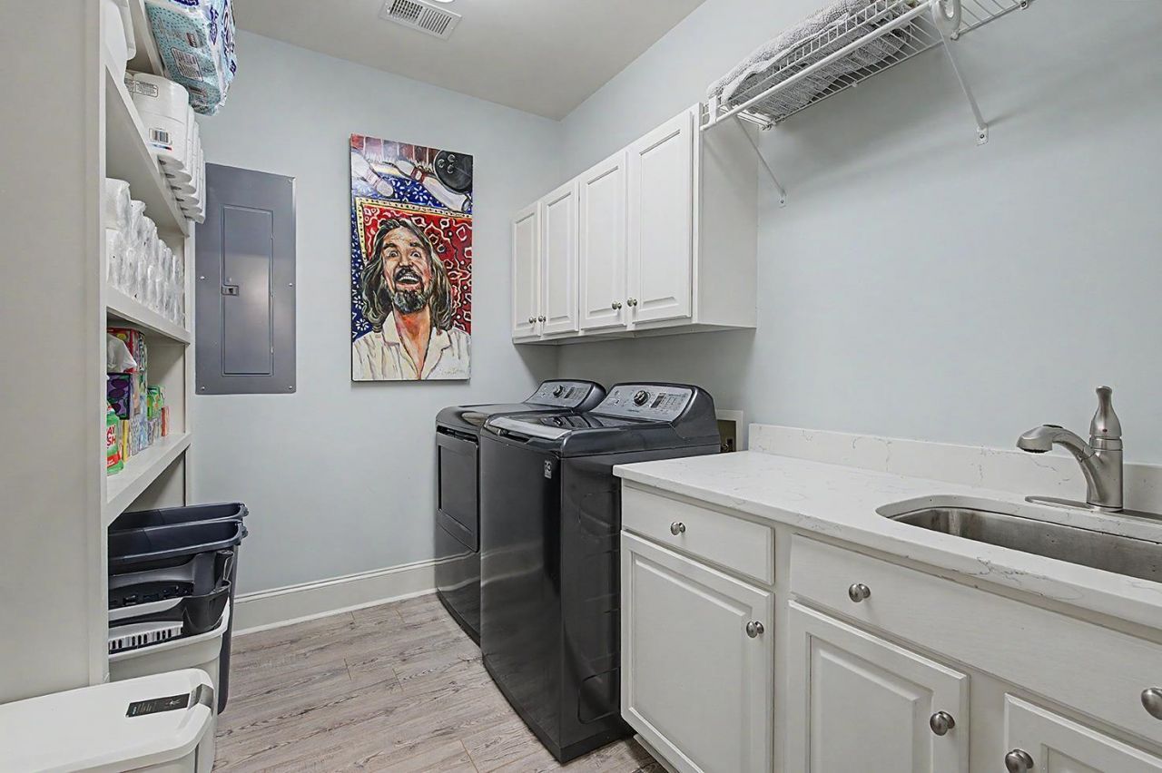 380 Doral Dr. Photo 60