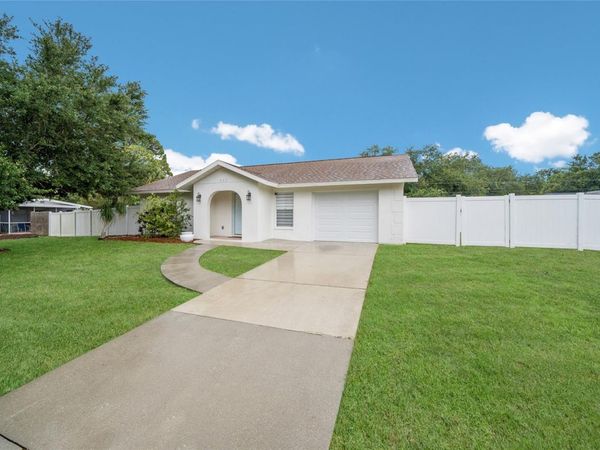 643 MOBILE ROAD , VENICE, FL 34293