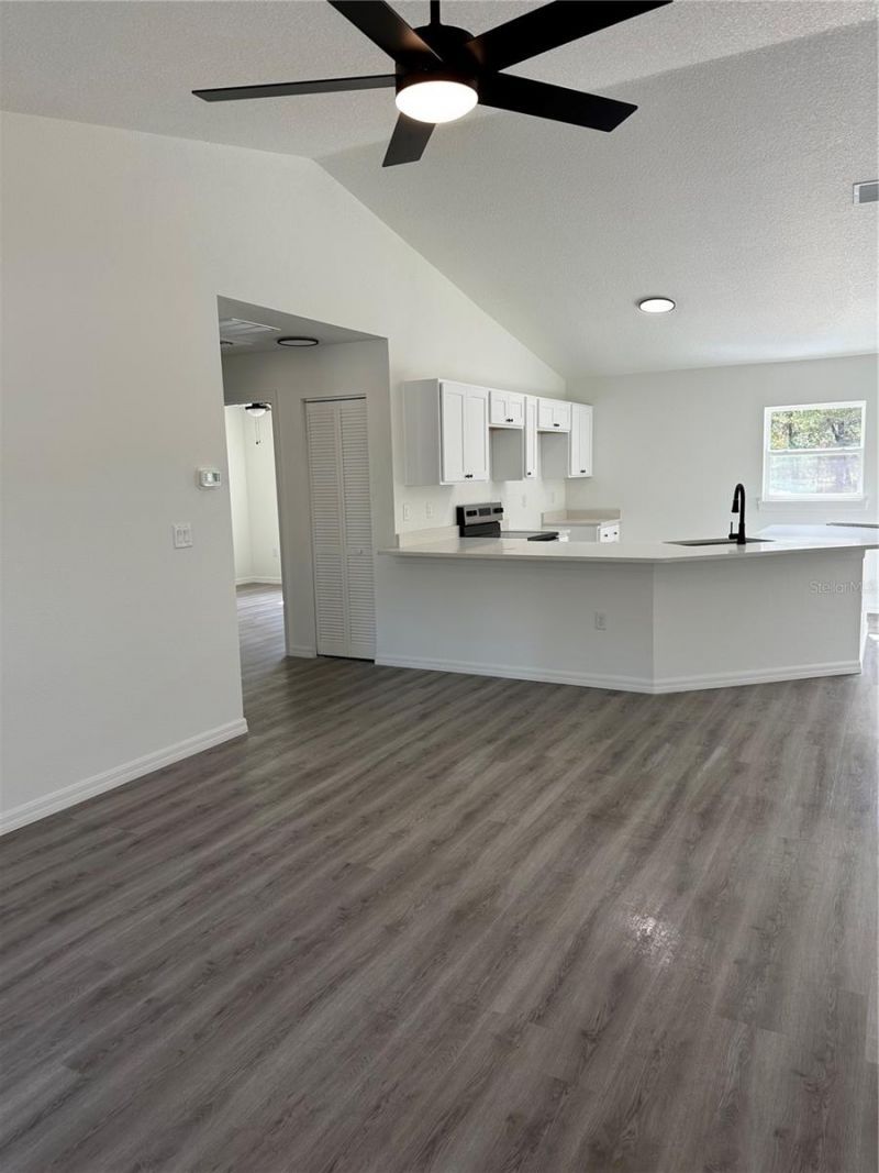 24492 NW Hemlock Avenue, Dunnellon, FL 34431 Photo