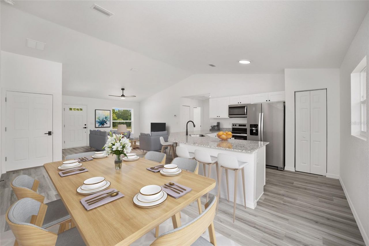 24492 NW Hemlock Avenue, Dunnellon, FL 34431 Photo
