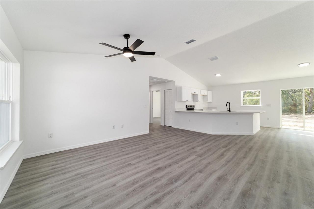 24492 NW Hemlock Avenue, Dunnellon, FL 34431 Photo