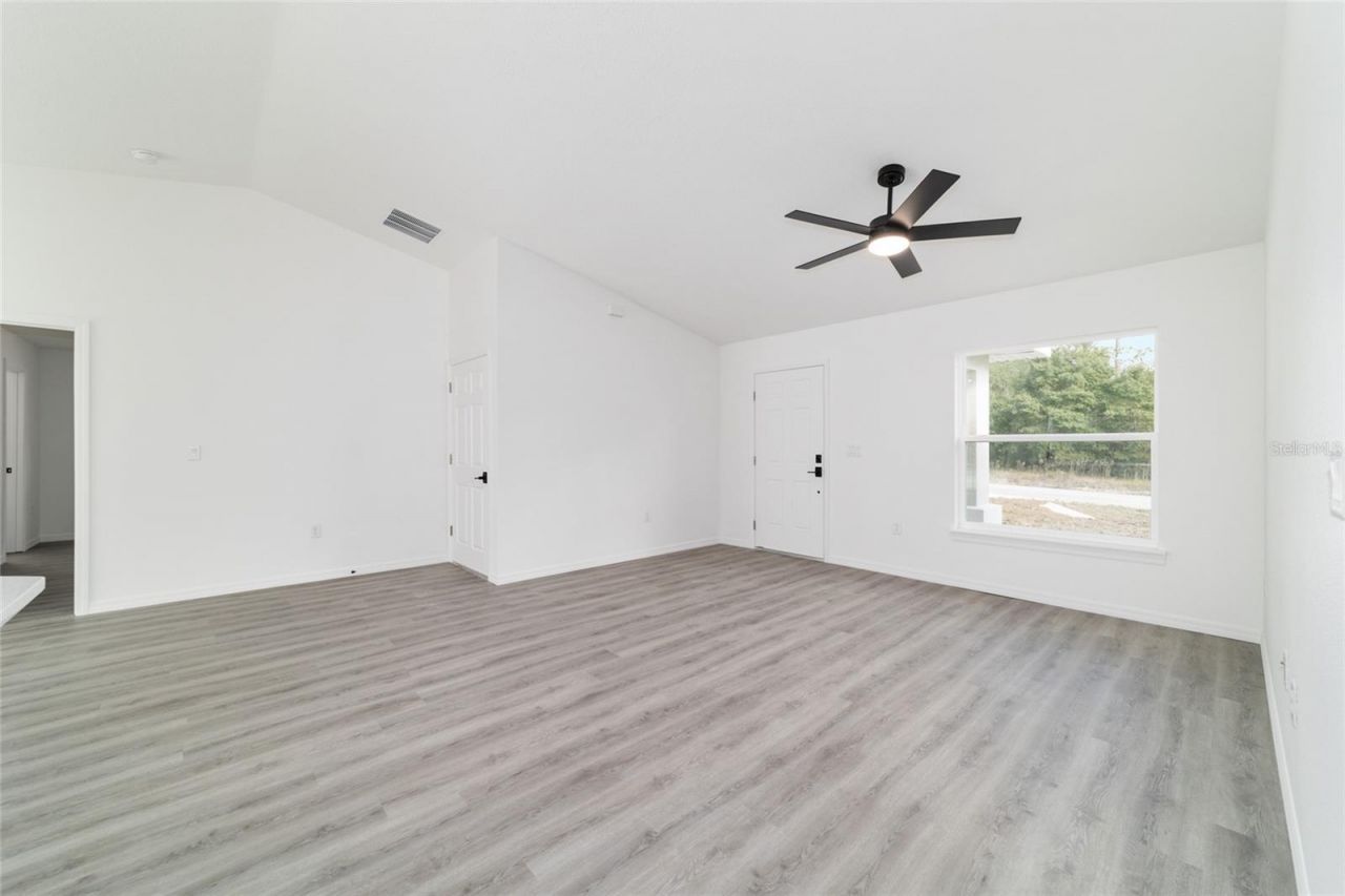 24492 NW Hemlock Avenue, Dunnellon, FL 34431 Photo